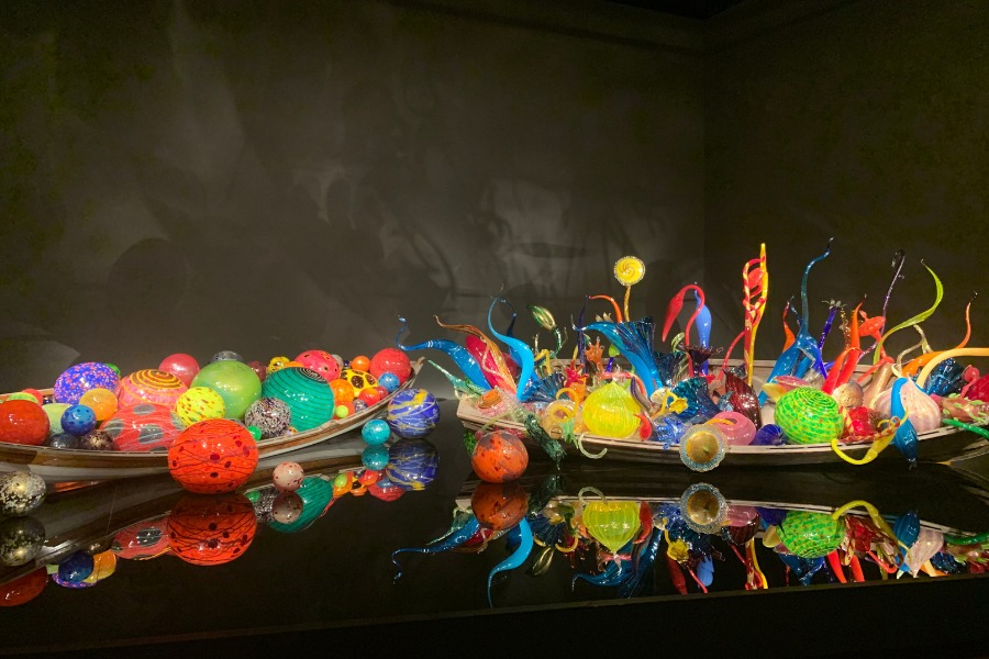 chihuly gardens and glass